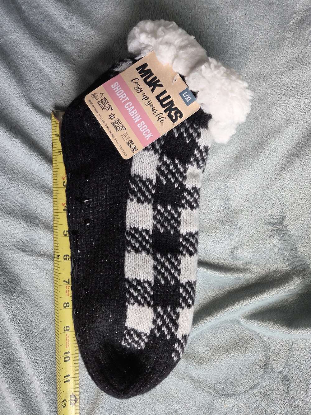 MUK LUKS Black & White Short Cabin Socks